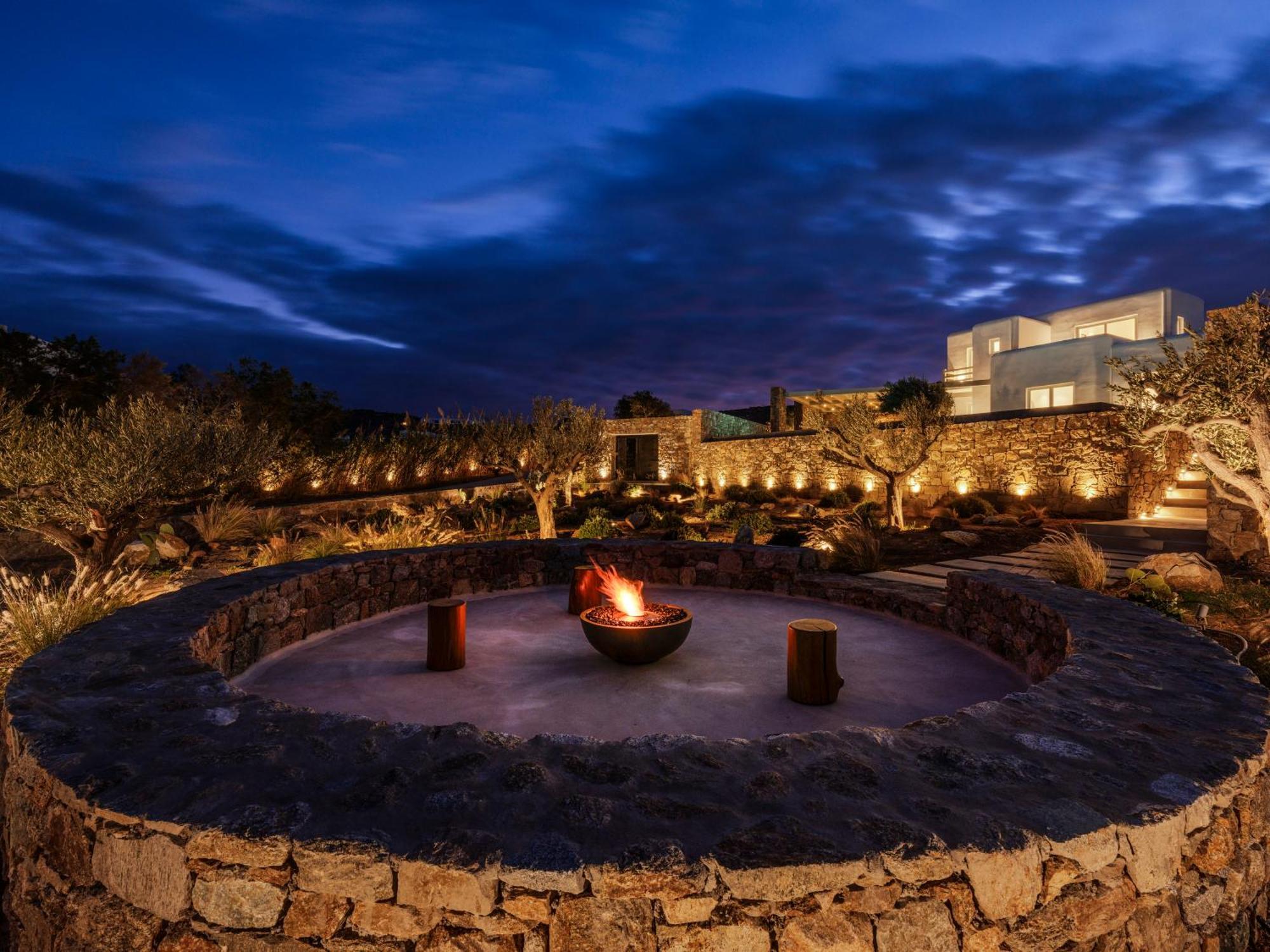 Blue Eye Grand Villa Mykonos 卡拉法蒂斯 外观 照片